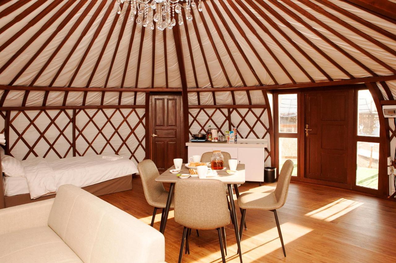 Terelj Resort Bayan Bulagiin Hural Екстериор снимка