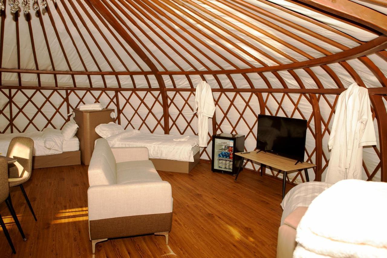 Terelj Resort Bayan Bulagiin Hural Екстериор снимка